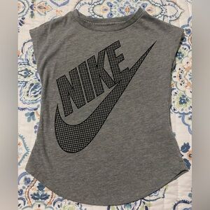 Nike Heather Gray athletic tshirt 3t girls